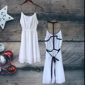 Lulu’s White Dress S